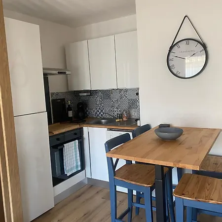 Apartment Avec Piscine 500m De La De Pontaillac Vaux-sur-Mer