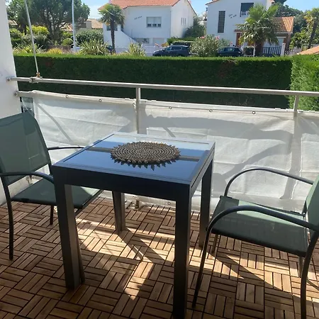 Avec Piscine 500m De La De Pontaillac *